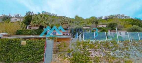 28 rooms House in Cupra Marittima, Italy No. 86080 2