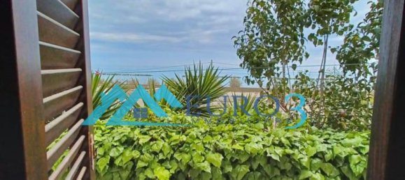 28 rooms House in Cupra Marittima, Italy No. 86080 3