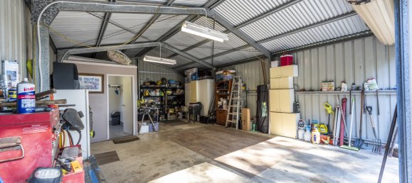 3 bedrooms House in Cooloola Cove, Australia No. 659 18