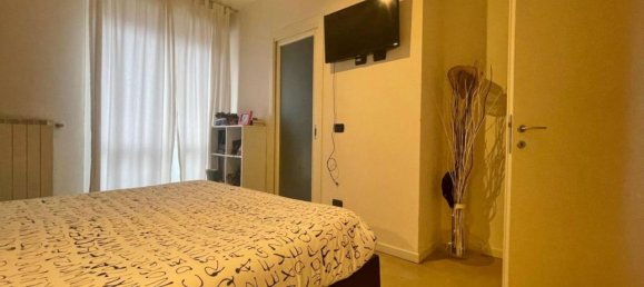 5-salle Appartement à Brescia, Italy No. 30830 16