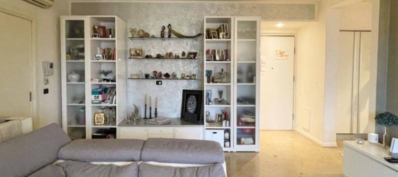 5-salle Appartement à Brescia, Italy No. 30830 6