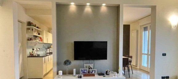 5-salle Appartement à Brescia, Italy No. 30830 7