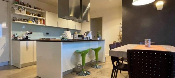 5-salle Appartement à Brescia, Italy No. 30830 8