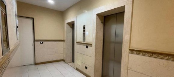 5-salle Appartement à Brescia, Italy No. 30830 23