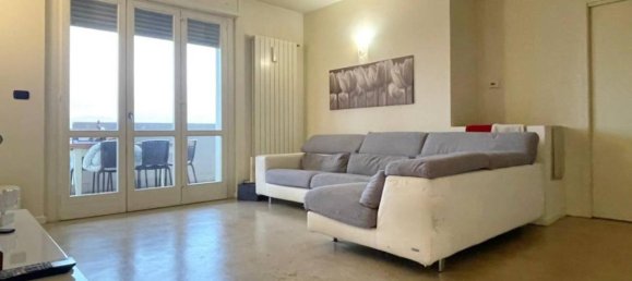 5-salle Appartement à Brescia, Italy No. 30830 3