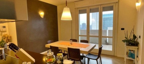 5-salle Appartement à Brescia, Italy No. 30830 14