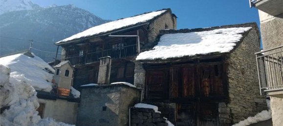 Дом с 8 комнатами в Бачено, Италия № 105377 2