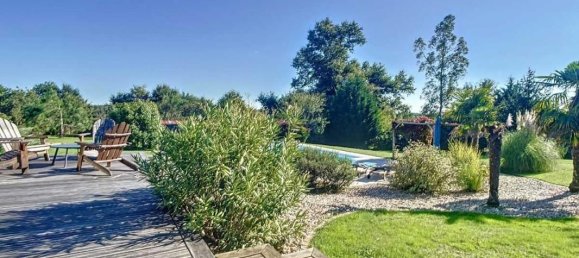 5 bedrooms House in Saint-Christophe-de-Double, France No. 192223 12