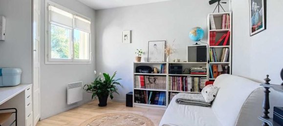 5 bedrooms House in Saint-Christophe-de-Double, France No. 192223 20