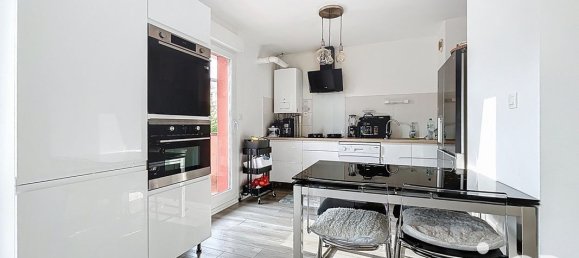 4 Schlafzimmer Doppelhaus in Rennes, France, Nr. 331857 4
