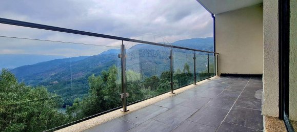 2 bedrooms House in Louredo, Portugal No. 31730 11