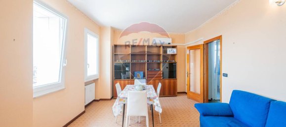 3 rooms Apartment in Ostiglia, Italy No. 26361 9