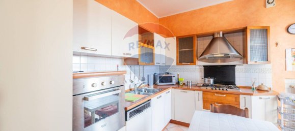 3 rooms Apartment in Ostiglia, Italy No. 26361 4