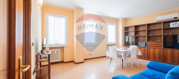 3 rooms Apartment in Ostiglia, Italy No. 26361 7