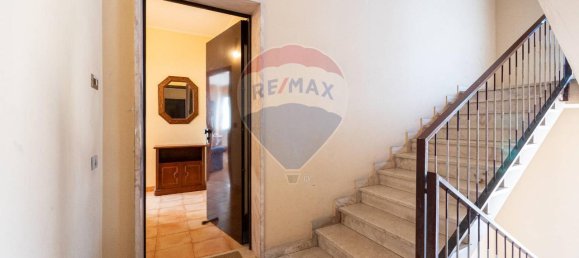 3 rooms Apartment in Ostiglia, Italy No. 26361 18