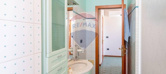 3 rooms Apartment in Ostiglia, Italy No. 26361 24