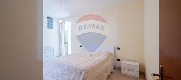 3 rooms Apartment in Ostiglia, Italy No. 26361 25
