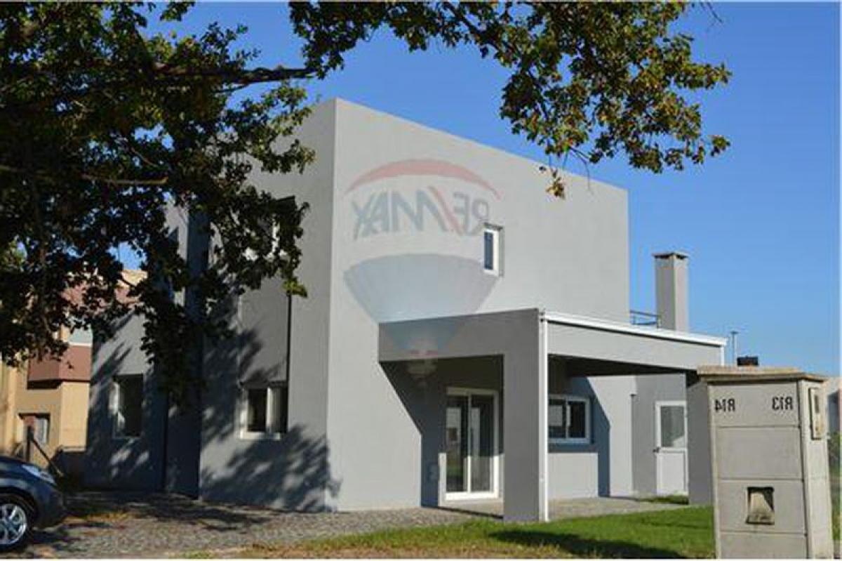 3 غرف نوم منزل في Berazategui, Argentina رقم 52432