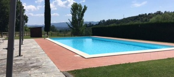 5 rooms House in Figline e Incisa Valdarno, Italy No. 188346 8