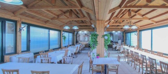 Propiedad comercial de 3 habitaciónes en Truccazzano, Italy No. 294952 6