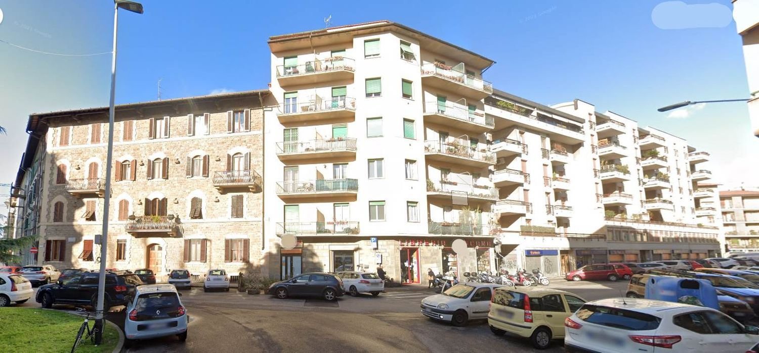 Propriété commerciale à Florence, Italy 108m² No. 44461