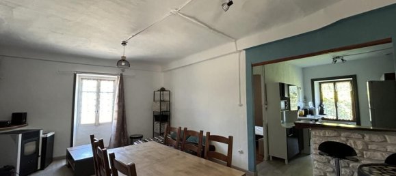 6 bedrooms House in Saint-Vincent-de-Barres, France No. 191080 17