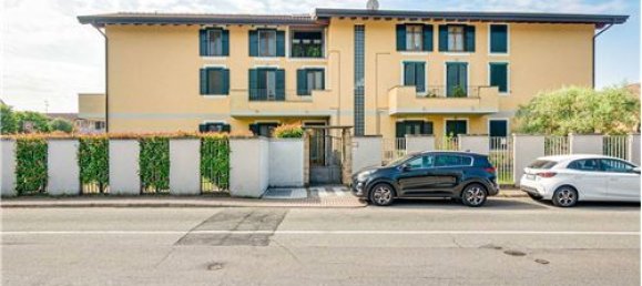 2 bedrooms Apartment in Marnate, Italy No. 279227 18