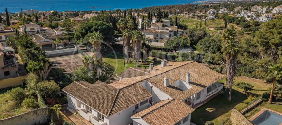 7 bedrooms Villa in Marbella, Spain No. 271631 17