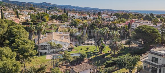 7 bedrooms Villa in Marbella, Spain No. 271631 15