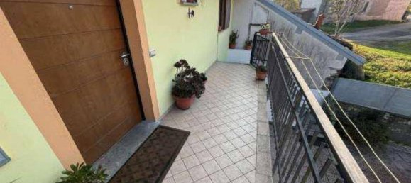 2 bedrooms Apartment in Varese, Italy No. 283542 12