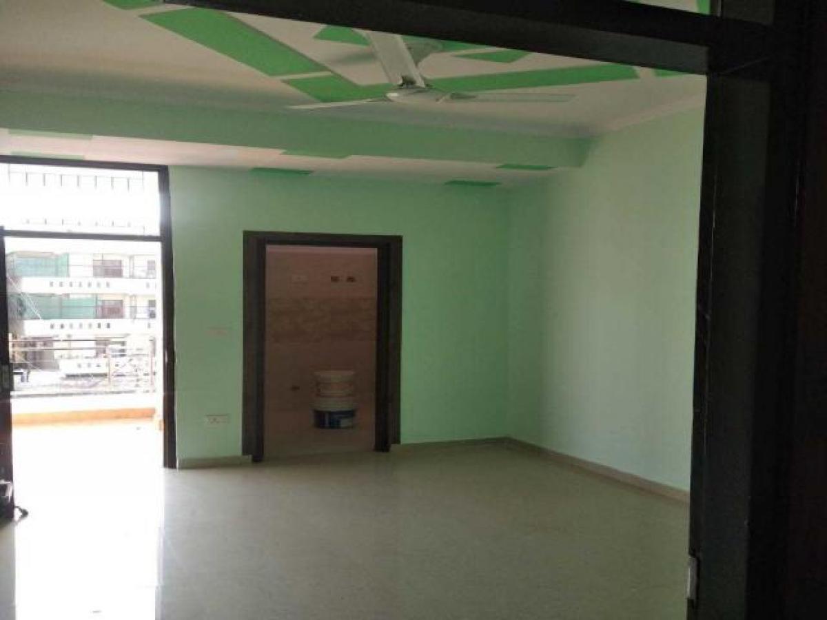 Studio in Ghaziabad, India, Nr. 23963