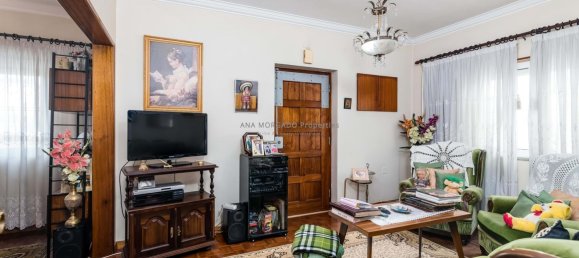 3 bedrooms House in Cascais, Portugal No. 104128 8