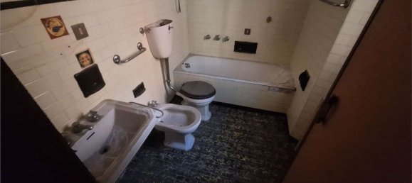 Дом с 13 спальнями в Монтекатини Терме, Италия № 314234 34