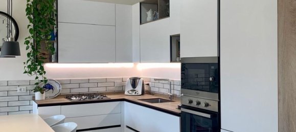 Apartamento de 3 habitaciónes en Varazze, Italy No. 268739 11