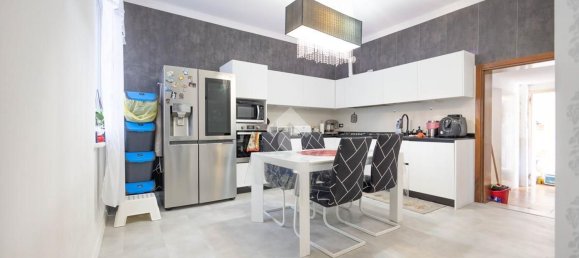 Casa de 3 divisões em Mira, Italy N.º 267537 5