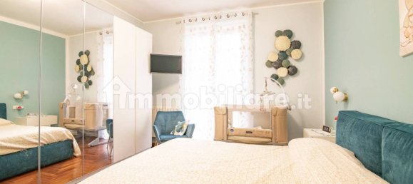 Apartamento de 3 dormitorios en Codogno, Italy No. 274050 21