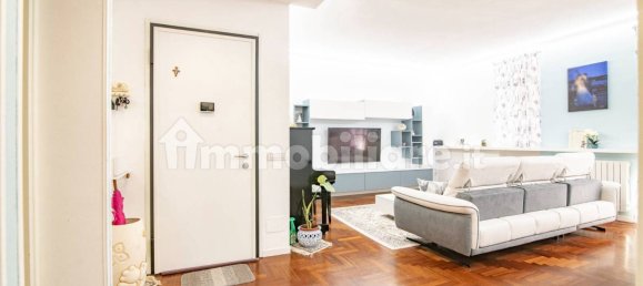 Apartamento de 3 dormitorios en Codogno, Italy No. 274050 6