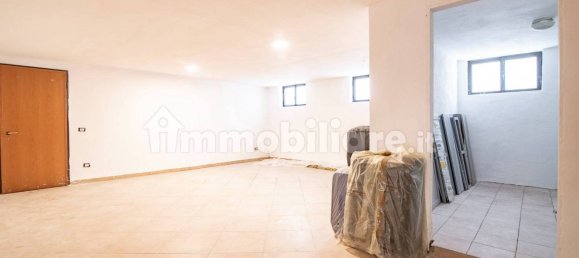 Apartamento de 3 dormitorios en Codogno, Italy No. 274050 36