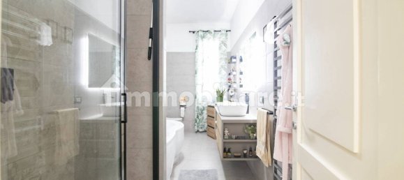 Apartamento de 3 dormitorios en Codogno, Italy No. 274050 29