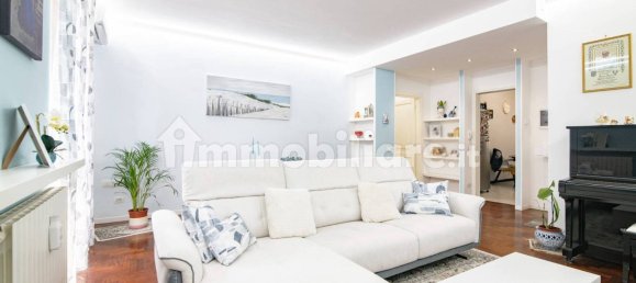 Apartamento de 3 dormitorios en Codogno, Italy No. 274050 8