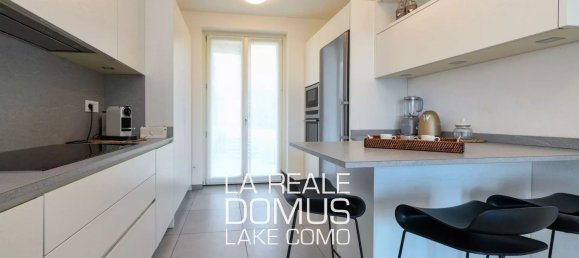 Вилла с 14 комнатами в Грианте, Италия № 56700 23