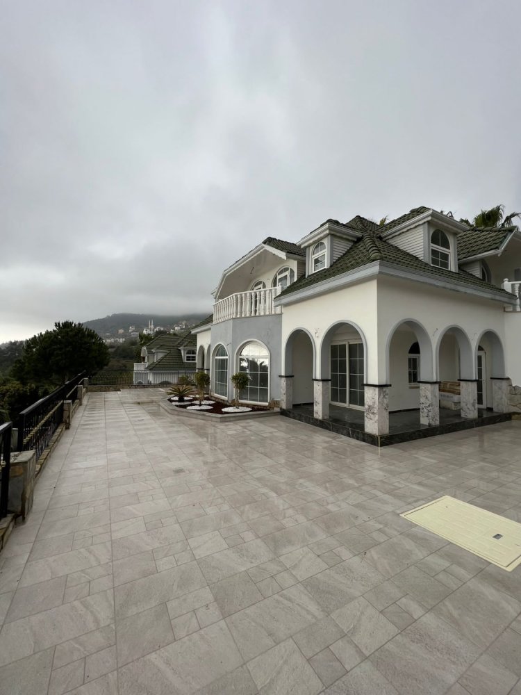 Villa 4+1 in Alanya, Turkey No. 23814