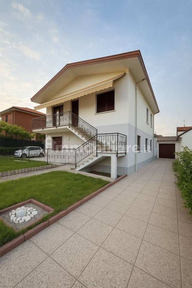 2 bedrooms Apartment in Villorba, Italy No. 301604