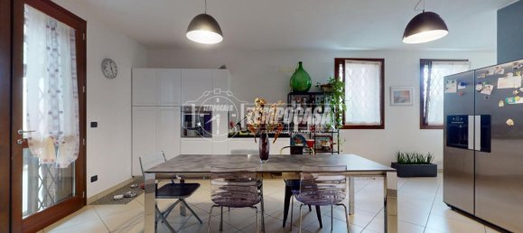 4غرفة منزل في Valsamoggia, Italy رقم 125242 13