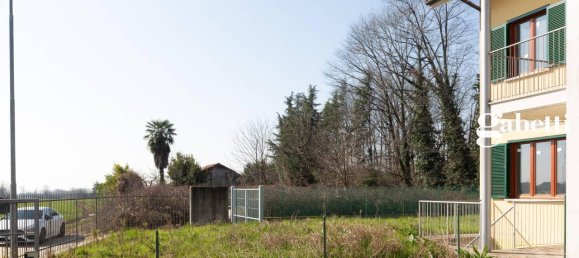 4 rooms Villa in Sulbiate, Italy No. 38338 3