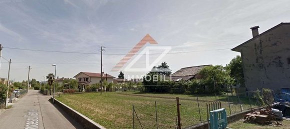 1082m² Land in Farra di Soligo, Italy No. 91570 2