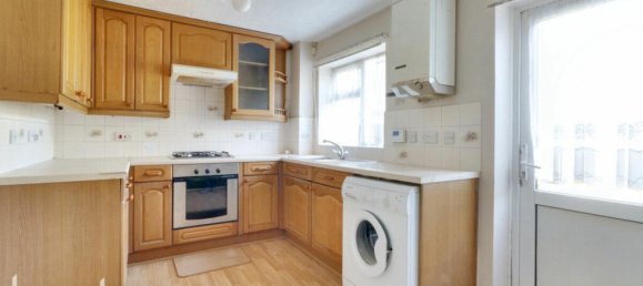 2 Schlafzimmer Haus in Hayes, United Kingdom, Nr. 5083 8