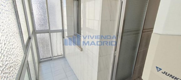 2 bedrooms Apartment in Madrid, Spain No. 173568 9