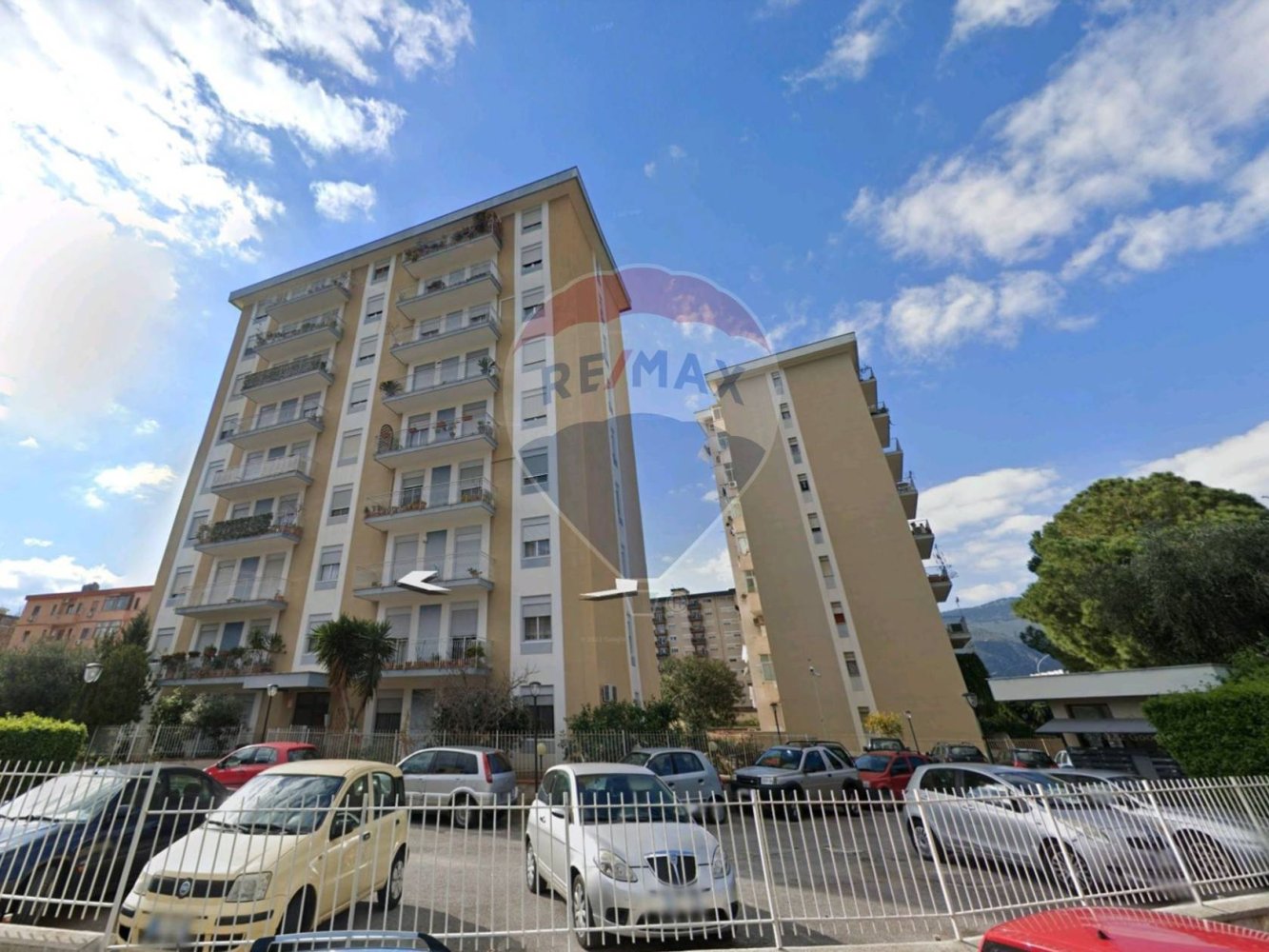 3 Schlafzimmer Wohnung in Palermo, Italy, Nr. 64778