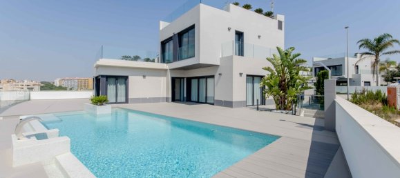 3 bedrooms Villa in Campoamor, Spain No. 9072 2